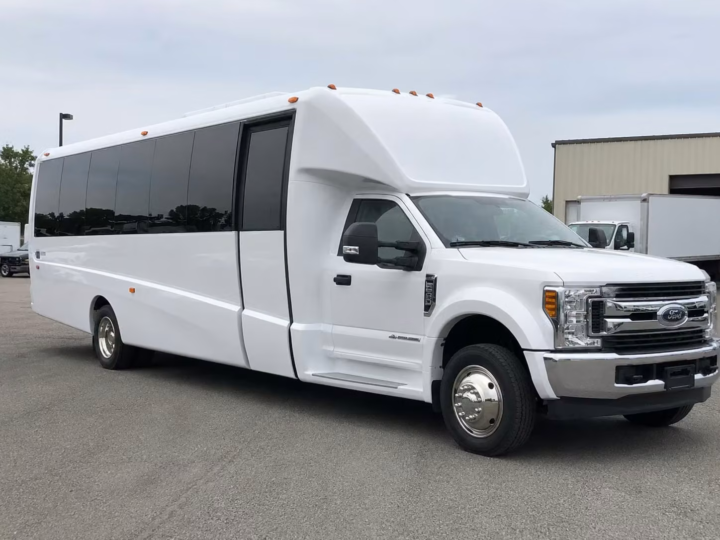 18 passenger minibus