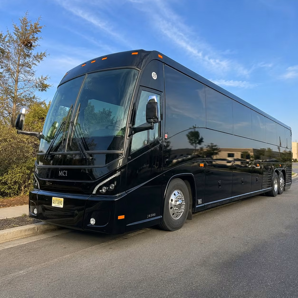 shuttling personnel to lax and socalgas area federal facilities in inglewood